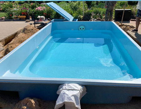 Ремонт композитных бассейнов